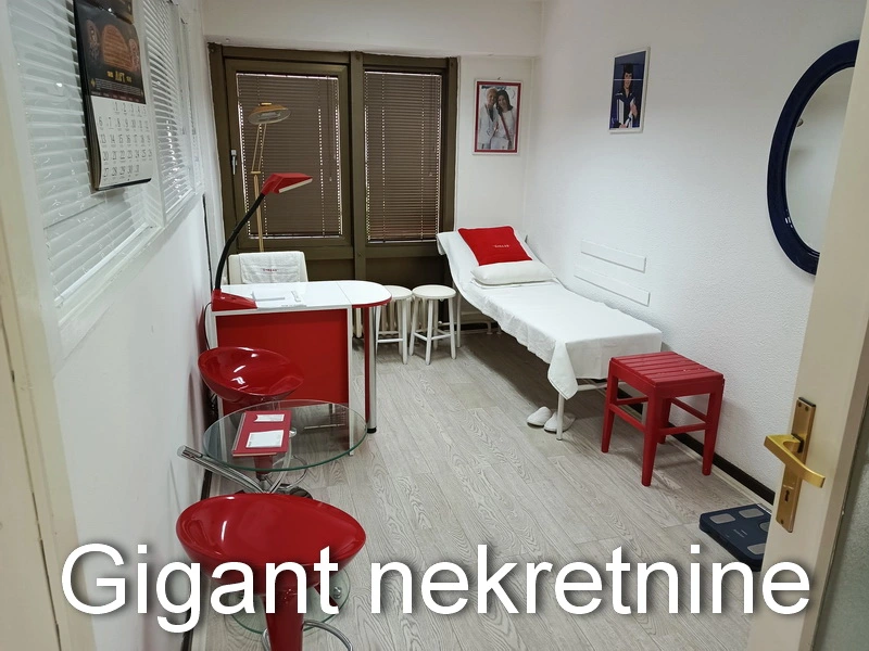 Izdaje se poslovni prostor preko puta Bolnice u Nišu 17