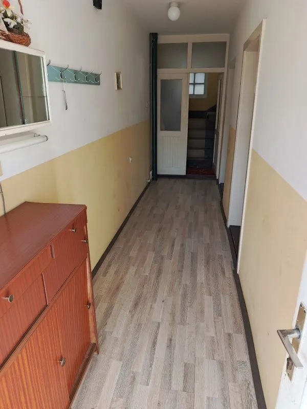 Izdaje se kuća u naselju Branko Bjegović 13