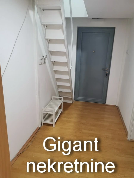 Prodja manjeg stana u Nišu-Pantelej 2