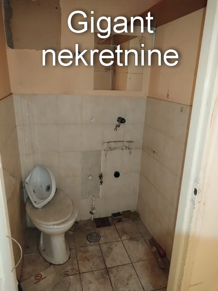 Prodaja trosobnog stana u Nišu-Trošarina 11