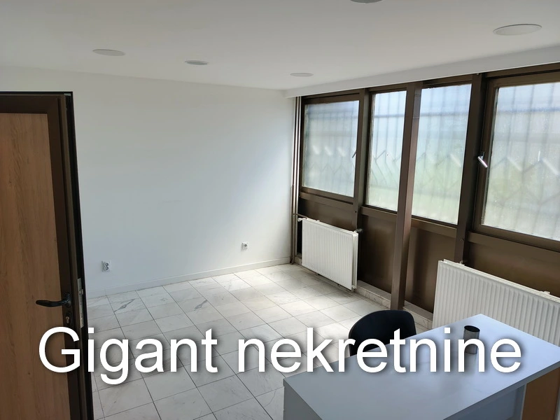 Prodaje se poslovni prostor preko puta bolnice u Nišu 6