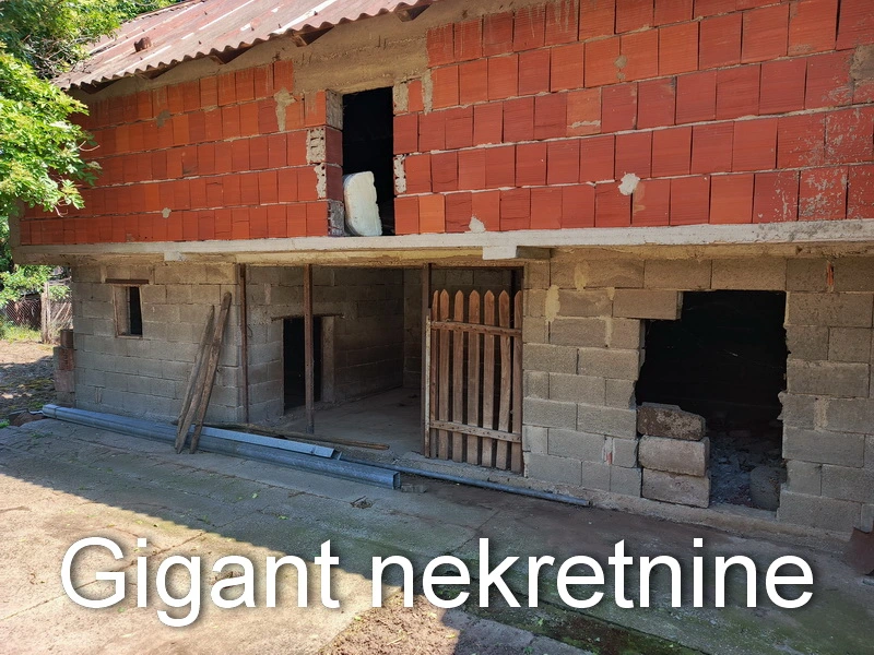 Ekskluzivna prodaja domaćinstva u selu Trupale 2