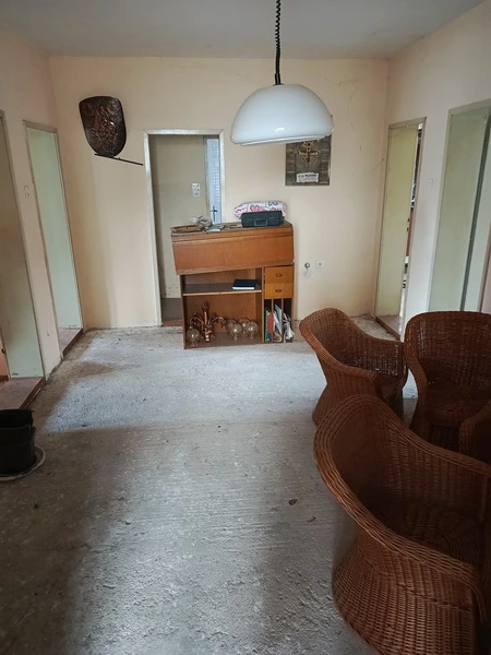 Prodaja kuce u Soko banji-prevlac 9