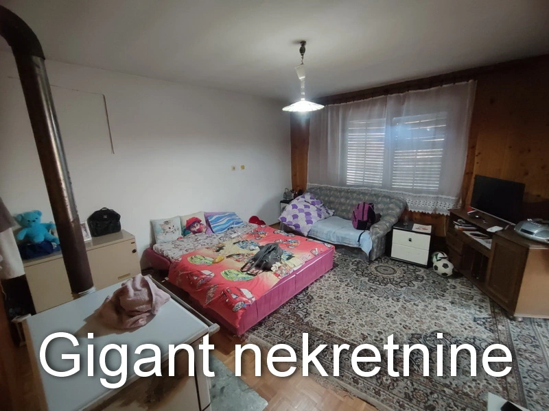Prodaja kuce u Pirotu 12