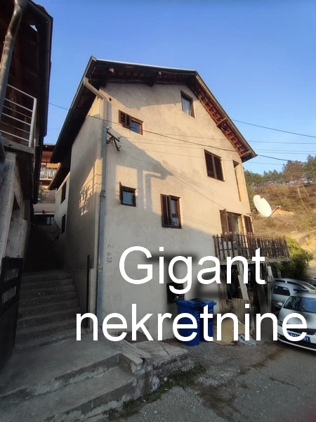 Prodaja kuce u Pirotu