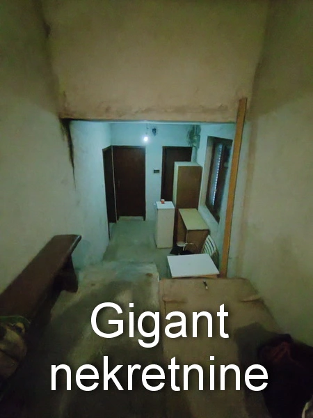 Prodaja kuce u Pirotu 7