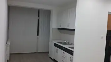 Izdaje se stan u strogom centru Niša 2