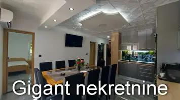 Izdaje se stan u Durlanu