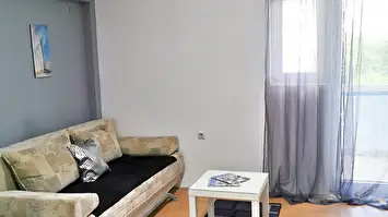Prodja manjeg stana u Nišu-Pantelej