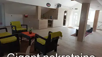 Prodaje se kuća u naselju Ratko Jović 3